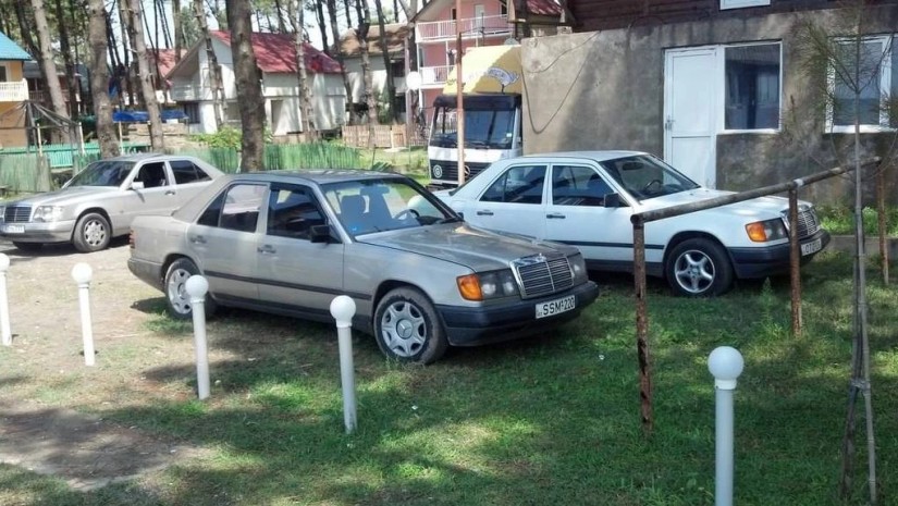 ძველი ავტომობილი