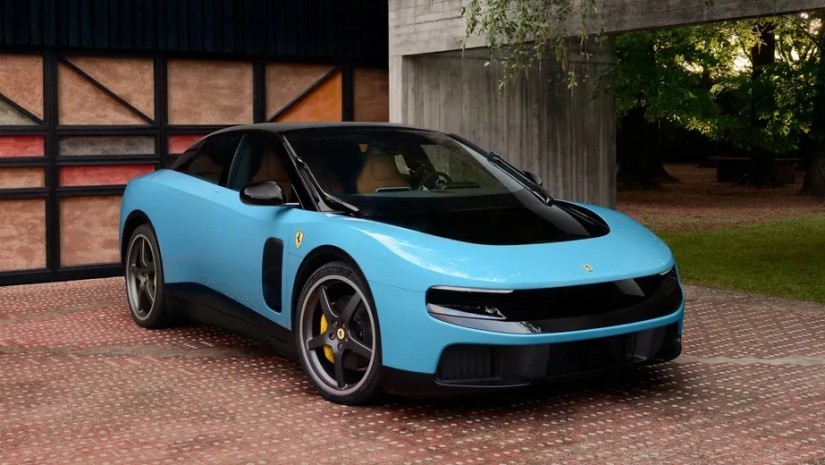 Ferrari-ის პირველი ელექტრომობილი ინვესტორებს არ მოეწონათ