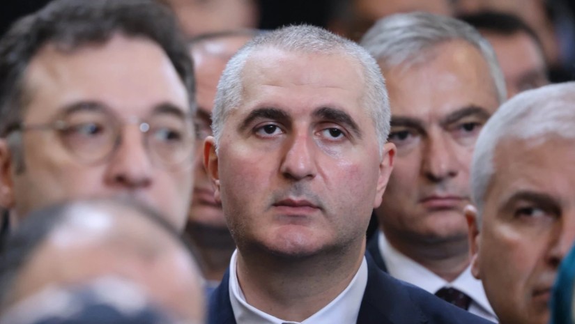 ფინანსთა მინისტრმა დასვენებაზე ₾16 000-მდე დახარჯა - ლაშა ხუციშვილს უძრავი ქონება არ აქვს