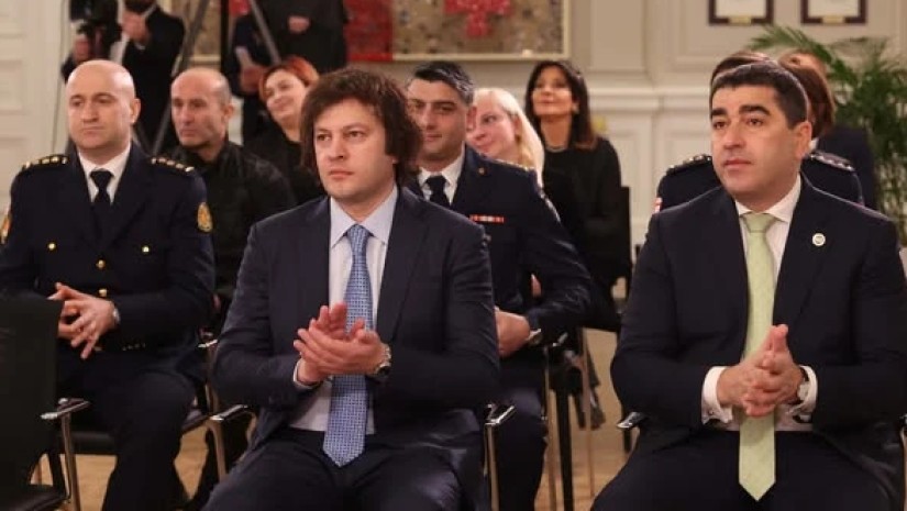 ირაკლი კობახიძემ სულხან თამაზაშვილს და ვაჟა სირაძეს პოლიციის გენერალ-მაიორის წოდება მიანიჭა