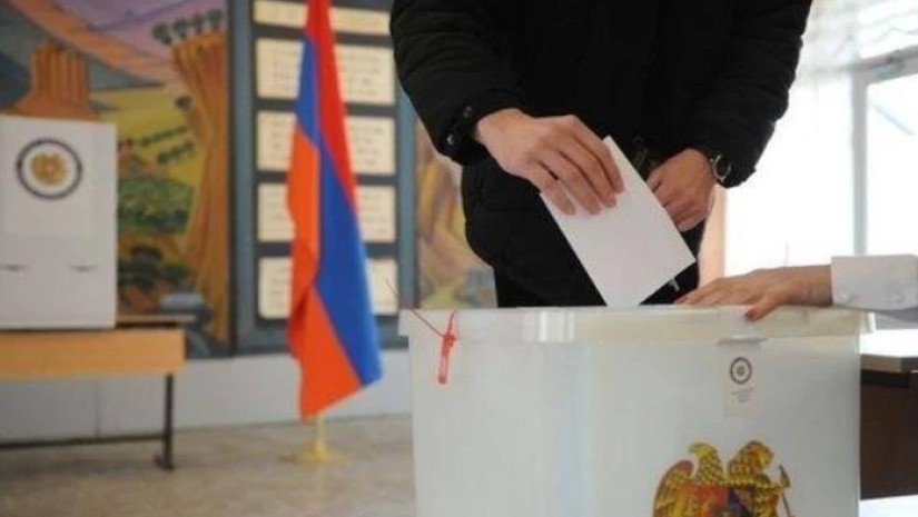სომხეთის საპარლამენტო არჩევნებზე 17:00 საათისთვის აქტივობამ 48.92%-ს მიაღწია
