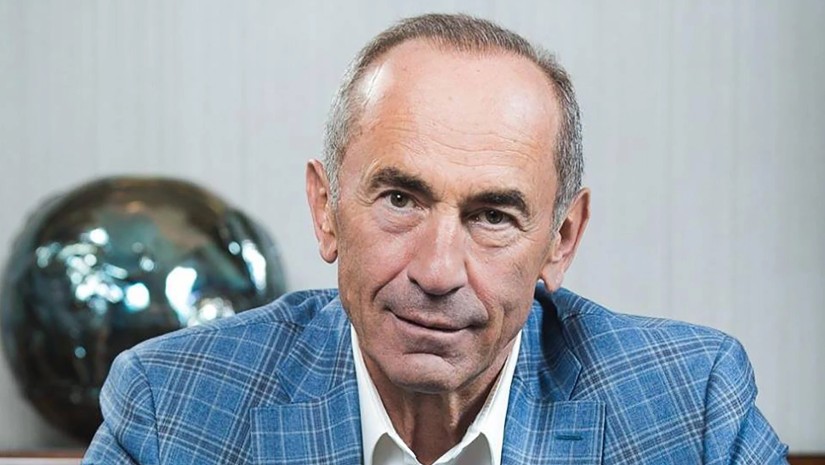 სომხეთის ყოფილ პრეზიდენტს, რობერტ ქოჩარიანს ქვეყნის დატოვება აუკრძალეს