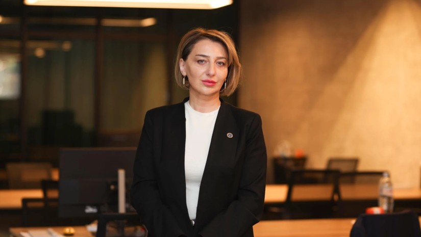 "დანაშაულებრივ სქემაში მონაწილეობას უარყოფს" - "ფერაძის სქემაზე" დაკავებული გიორგი კურტანიძის ადვოკატი