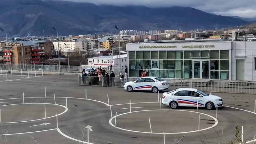 ცენტრალური შემსყიდველი ორგანო ₾3.5 მილიონად მართვის მოწმობის გამოცდის 50 ავტომობილს ყიდულობს