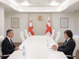 ბექა დვალ