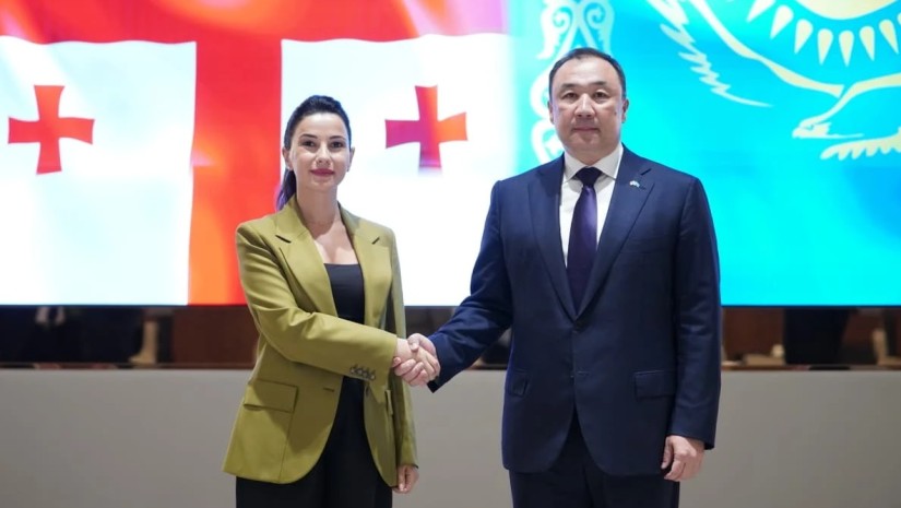 მარიამ ქვრივიშვილი ყაზახეთის ტრანსპორტის მინისტრს შეხვდა - რაზე ისაუბრეს
