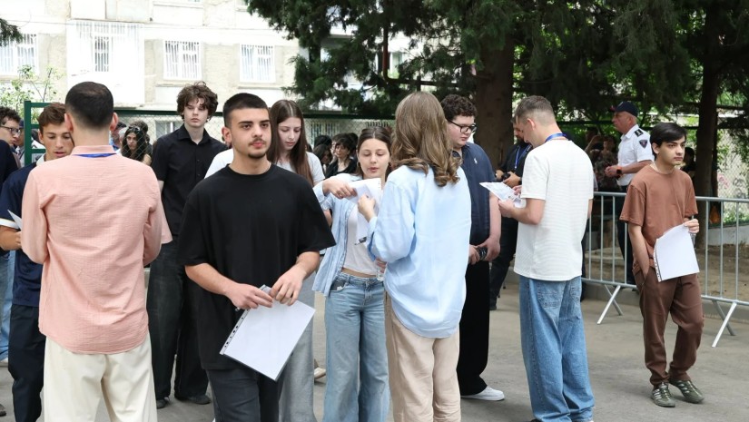 ეროვნული გამოცდები აბიტურიენტები