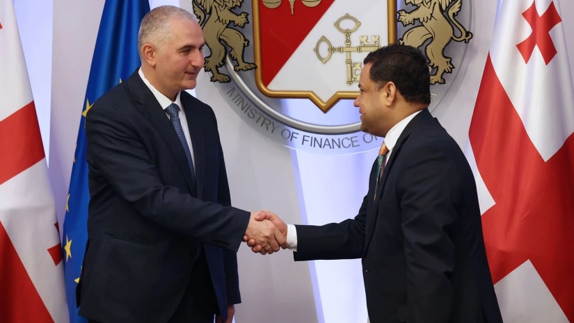 ფინანსთა მინისტრი  ინდოეთის რესპუბლიკის საგანგებო და სრულუფლებიან ელჩს შეხვდა