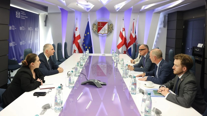 ლაშა ხუციშვილი