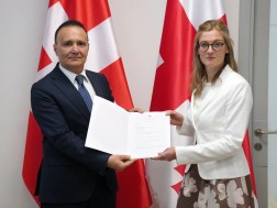 შვეიცარიის ელჩი