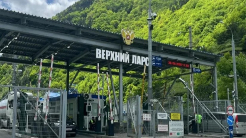 ლარსი