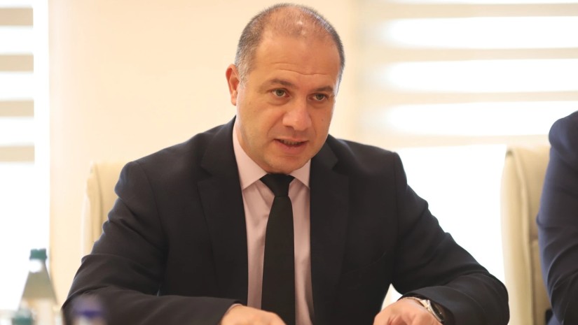 გივი მიქანაძე