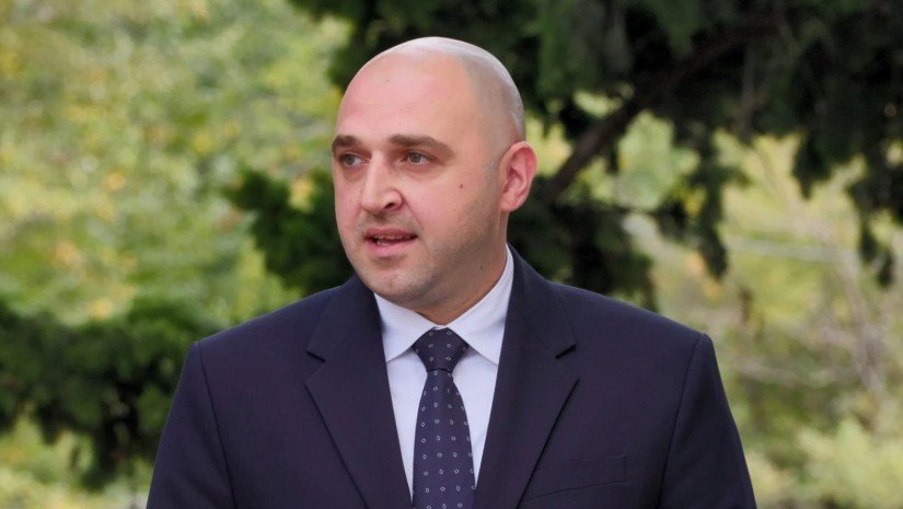 თამაზ ახვლედიანი