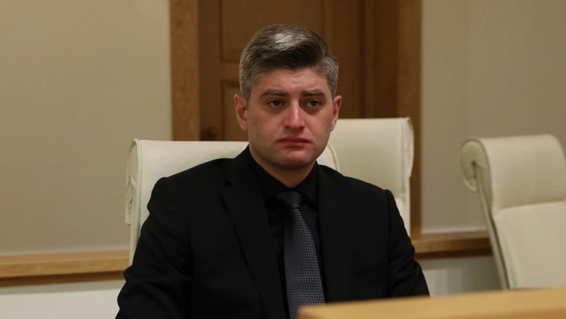 გიორგი ხახუბია 