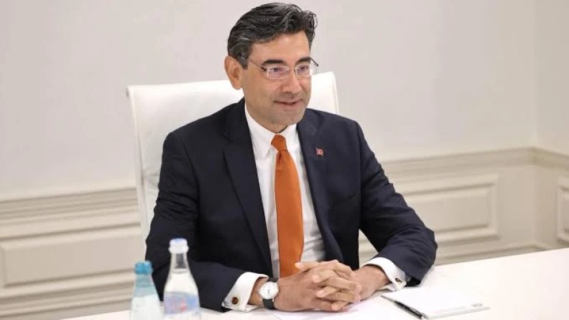 მუსტაფა თურქერ არი