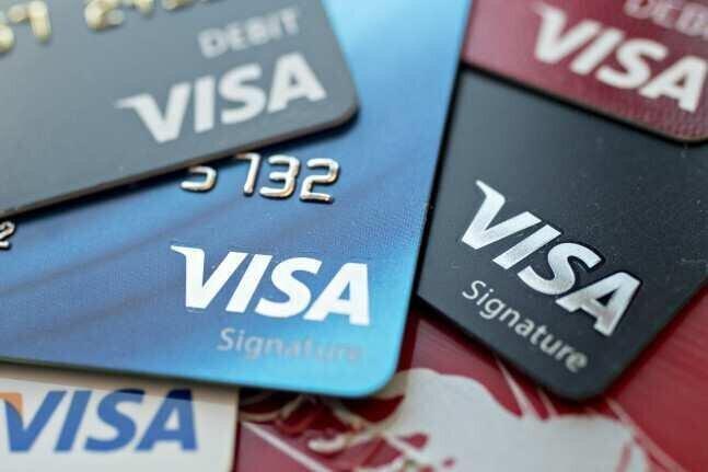 Visa informed banks of the mechanism to process transactions with expired cards 