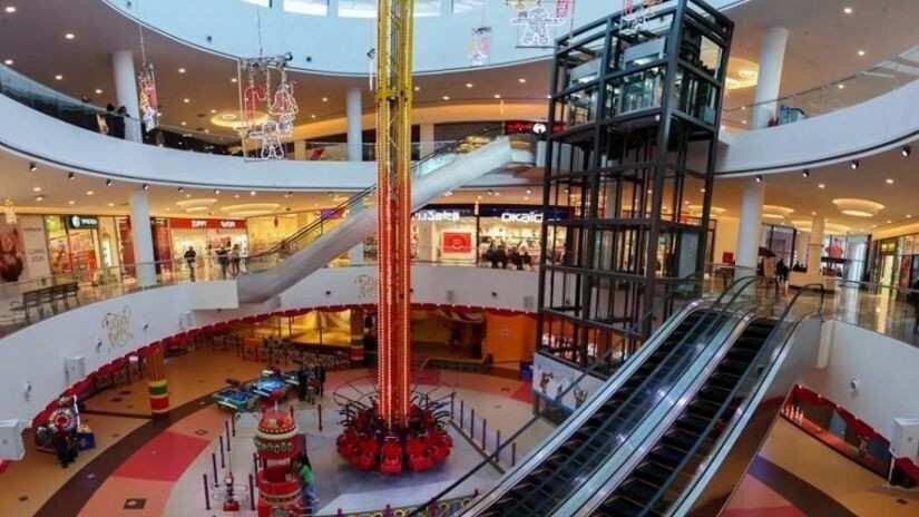 “Number of visitors decreases from week to week" - what problems do the shopping malls face? 