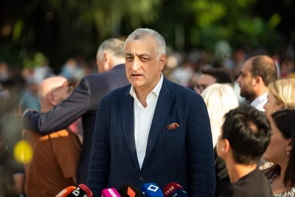 Mamuka Khazaradze: I Expect The List Of Qualified Investors From Mr.Gakharia