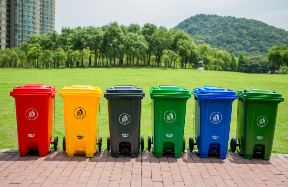 EU Municipal waste generation up to 505 kg per person 