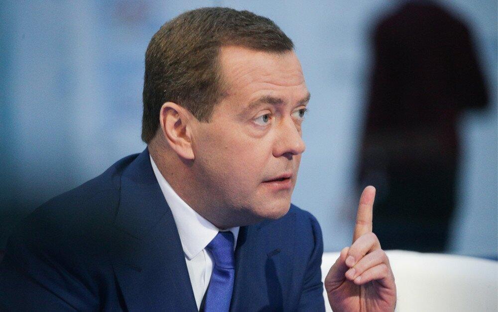 Dmitry Medvedev warns West economic wars often become real ones | BM.GE