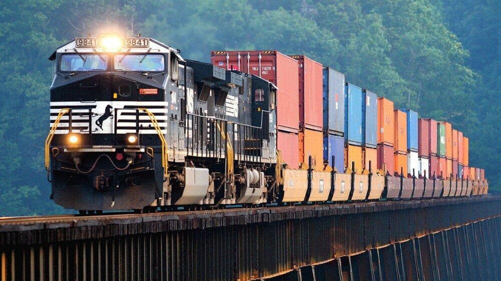 Azerbaijan Railways considering raising prices for international cargo