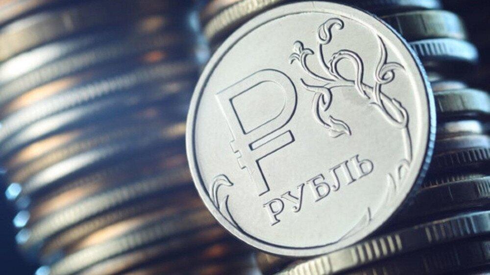 Russian ruble's return to pre-war levels no sign of economy back on track