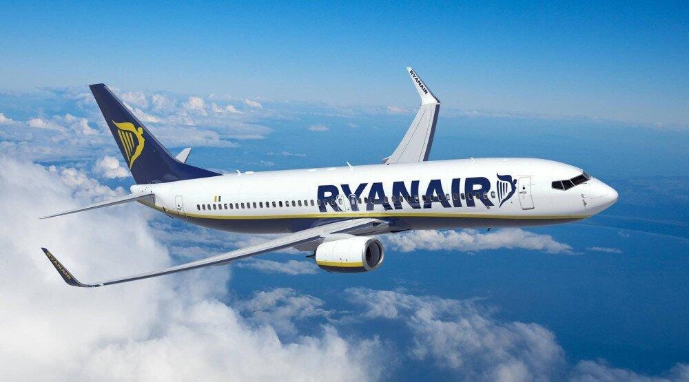 Ryanair cautious about 'fragile' recovery after smaller annual loss