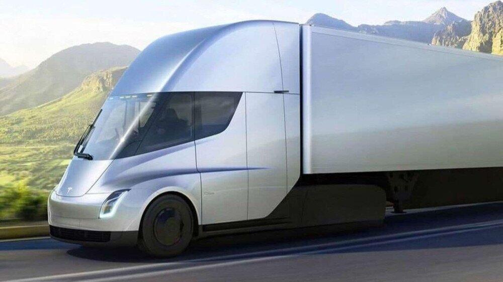 Tesla delivers first ever battery-powered heavy-duty truck