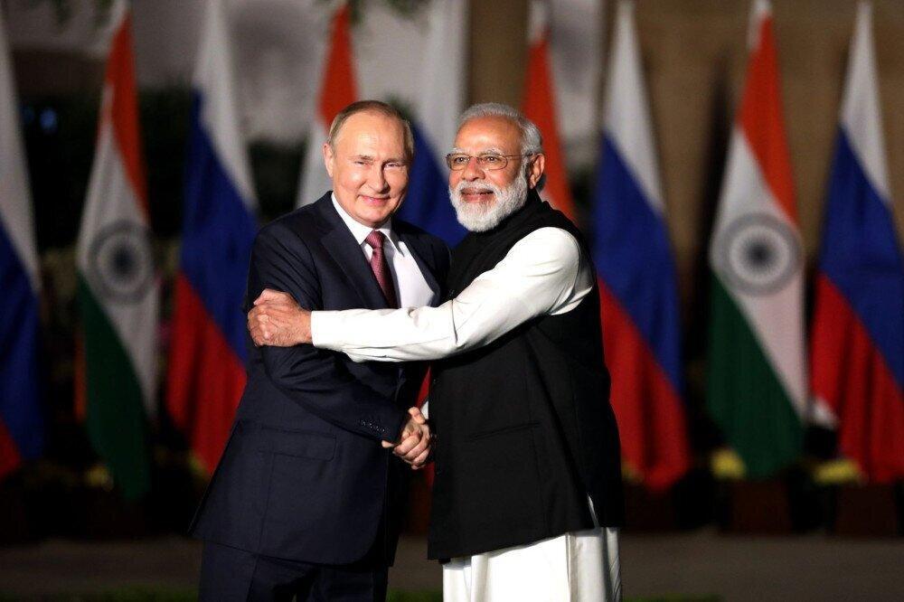 India signals it will continue to buy oil from Russia