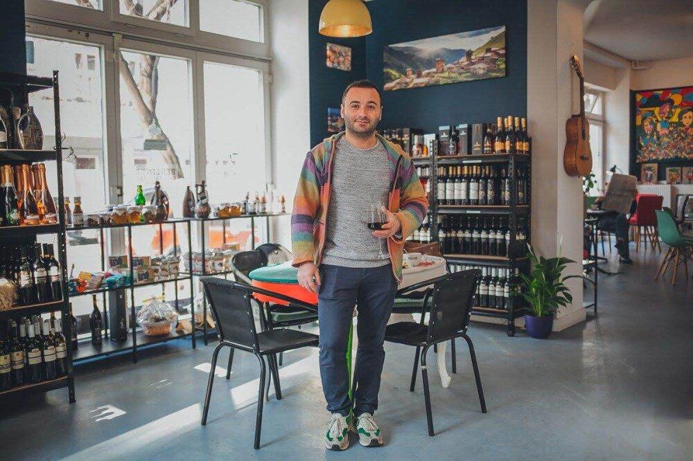 ILOstan - რას სთავაზობს სტუმრებს ბერლინის პრესტიჟულ უბანში მოქმედი ქართული კაფე?